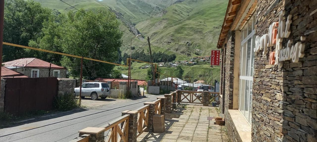 Hotel Starry Night Kazbegi Eksteriør bilde
